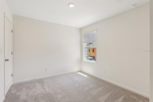 Building Photo - 2607 Grey Hawk Dr