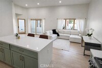 Building Photo - 3636 Gardenia Ave