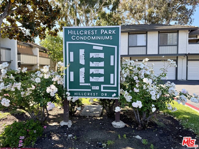 Building Photo - 1348 E Hillcrest Dr