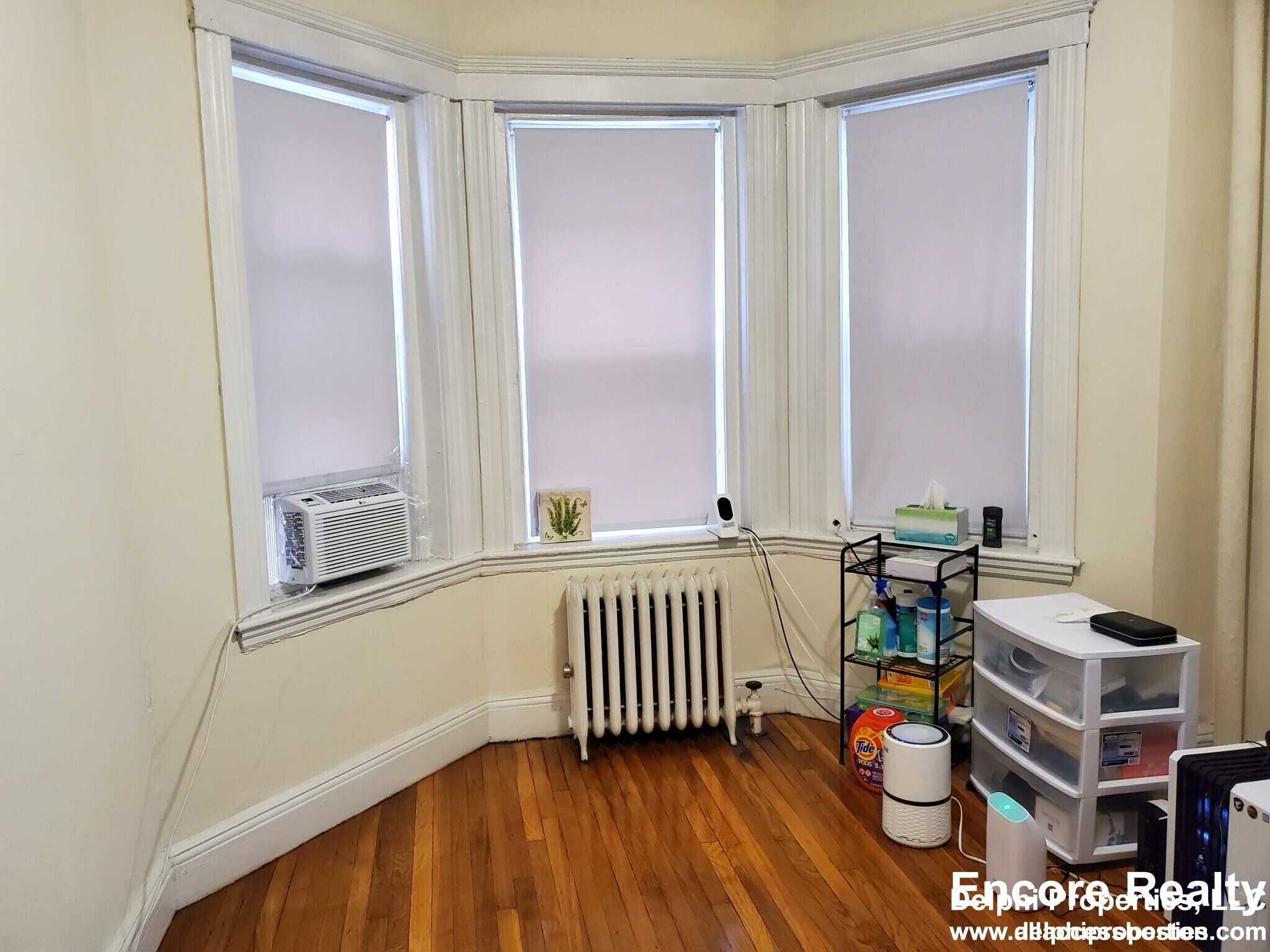 Building Photo - 1203 Boylston St