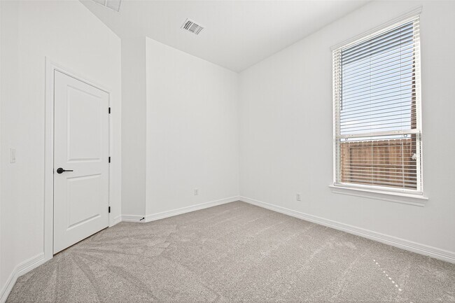 Building Photo - 5210 Hazel Vis Ln