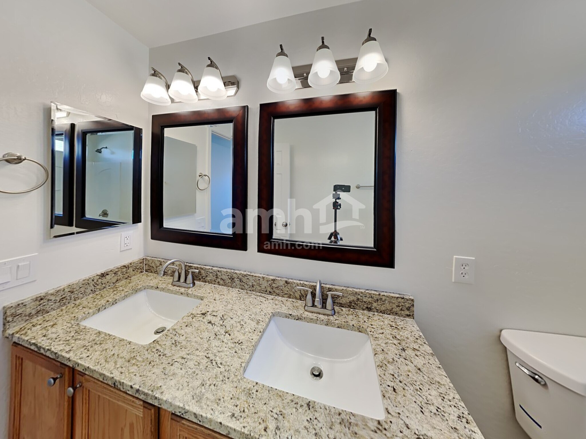 Building Photo - 4639 E Pinto Valley Rd