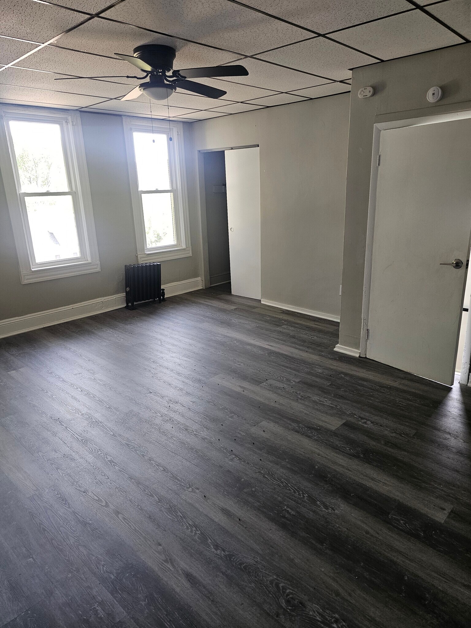 Building Photo - 529 Taylor Ave