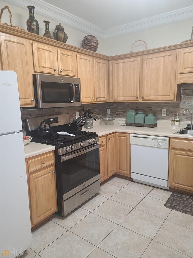 Building Photo - 4857 Shae Ct