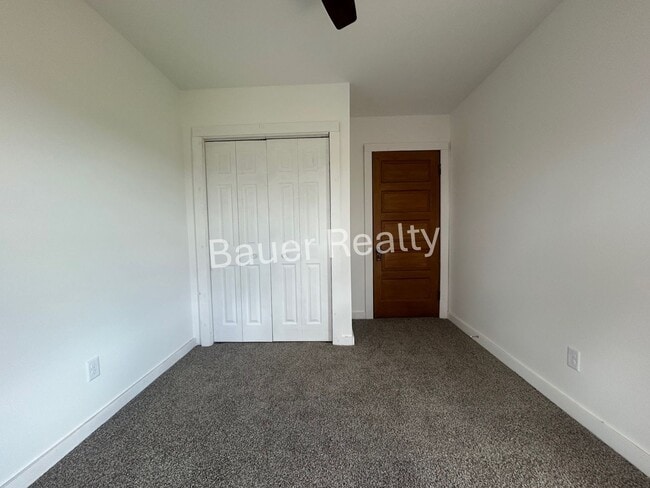 Building Photo - 1427 Township Rd 608