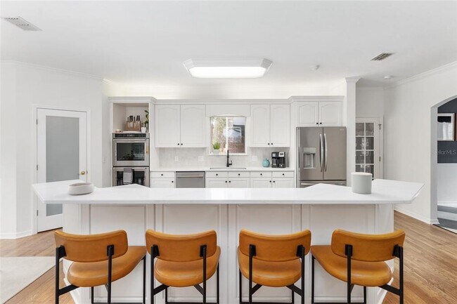 Building Photo - 11121 NW 15th Pl