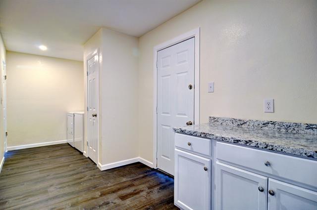 Building Photo - 1517 Mary K Ln