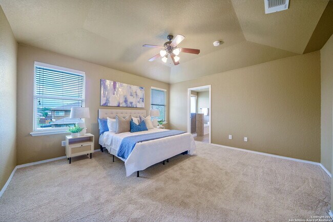 Building Photo - 9902 Meadow Lark