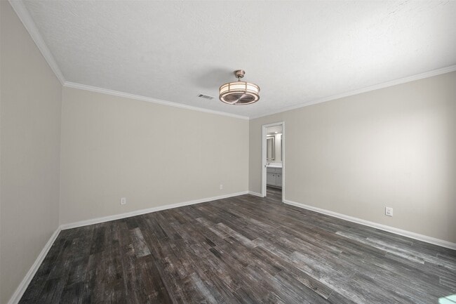 Building Photo - 4109 Meyerwood Dr