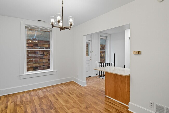 Building Photo - 1448 N Illinois St