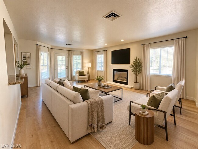 Building Photo - 4025 Delos Dr