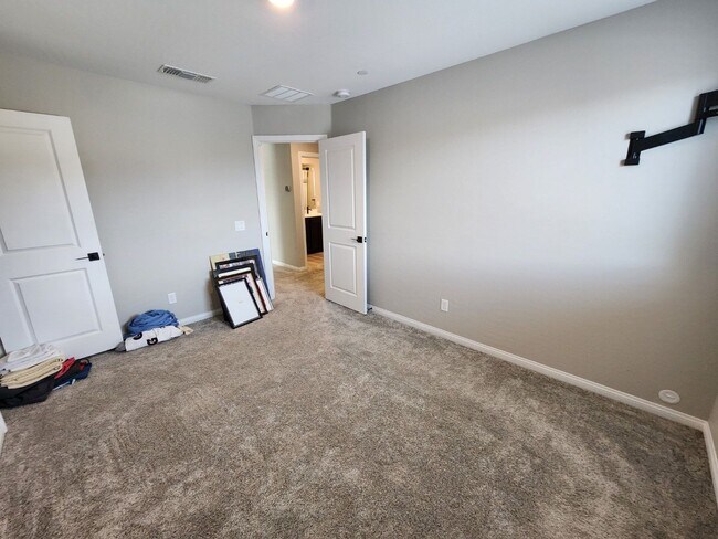 Building Photo - Upgraded 3-Bedroom with a Pool in a Gated Community