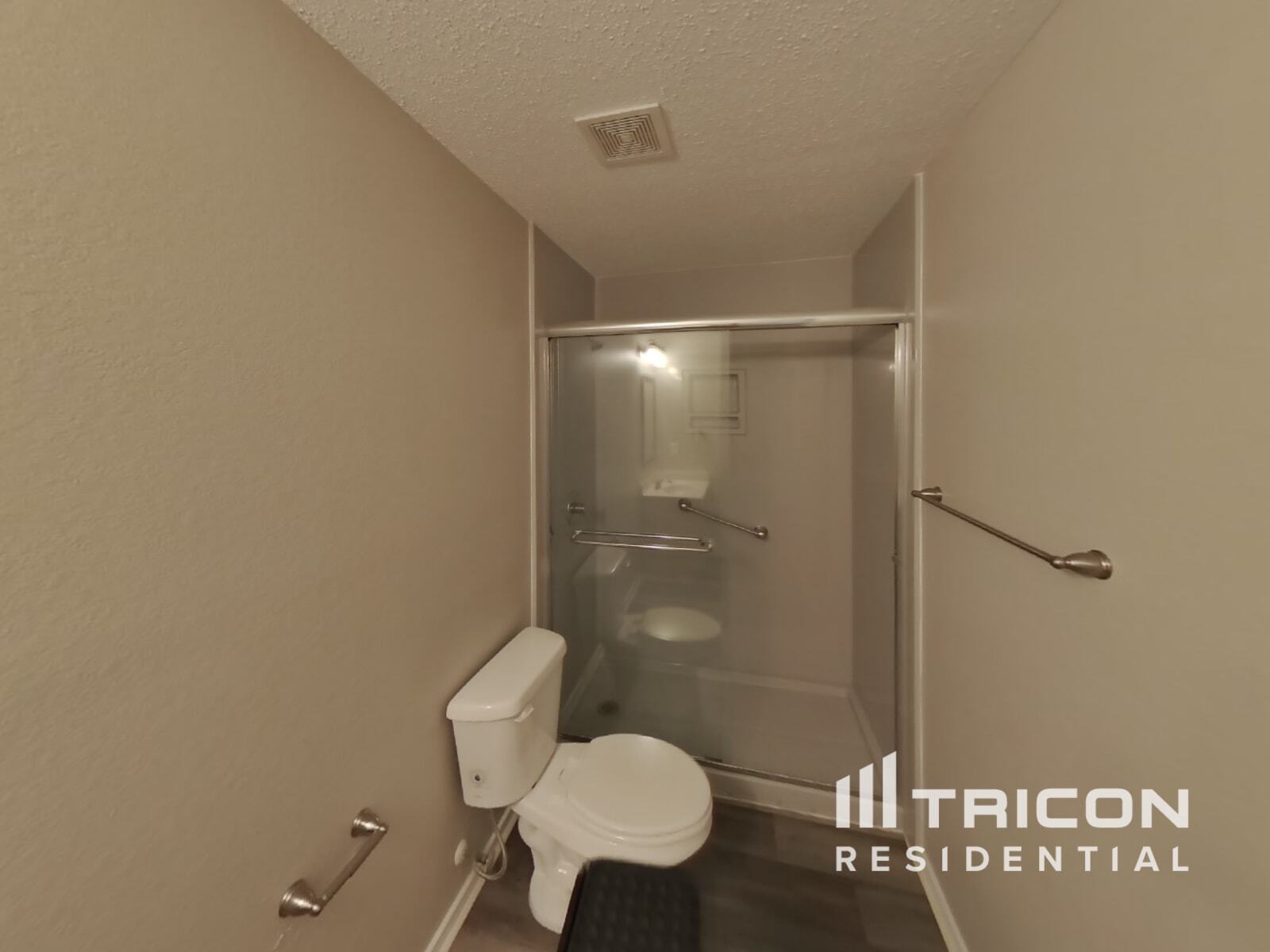 Building Photo - 2060 Pinenut Dr