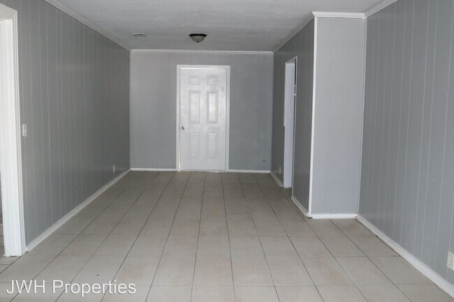 Building Photo - 3 br, 1 bath House - 3203 Wagner St