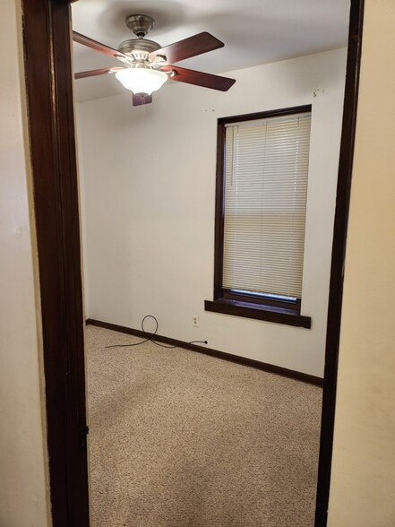 Building Photo - 3232 S Union Ave