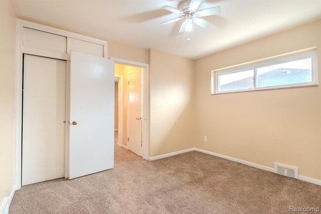 Building Photo - 21135 Virginia Ave