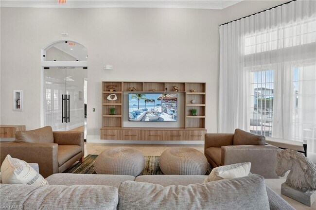 Building Photo - 7005 Romana Way