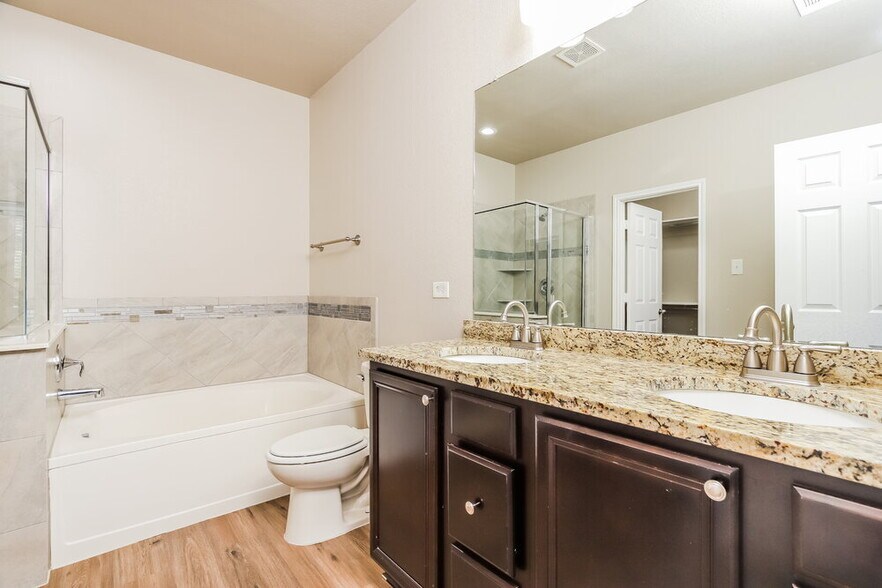 Building Photo - 1218 Bridle Bit