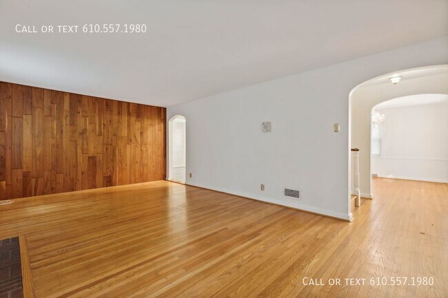 Building Photo - 544 Prescott Rd