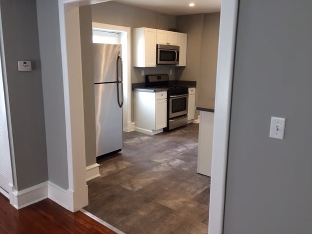 Building Photo - 1000 W 28th St