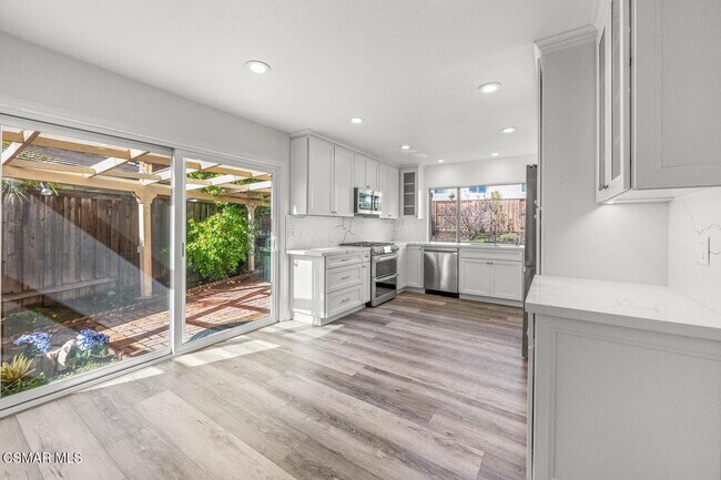 Building Photo - 32023 Wallington Ct