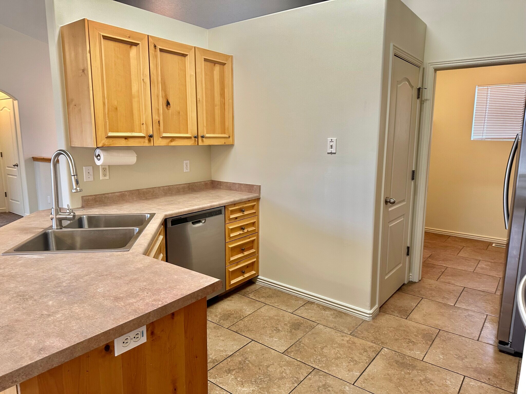 Building Photo - 1186 N 3020 W