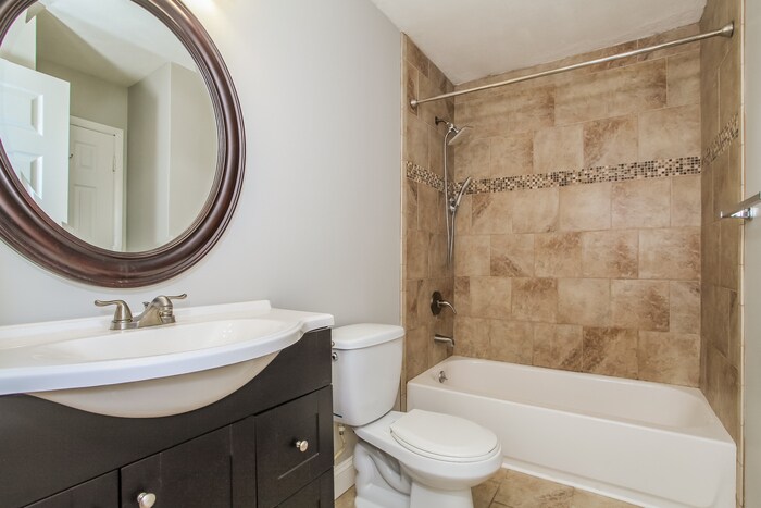Building Photo - 3885 Mark Ct