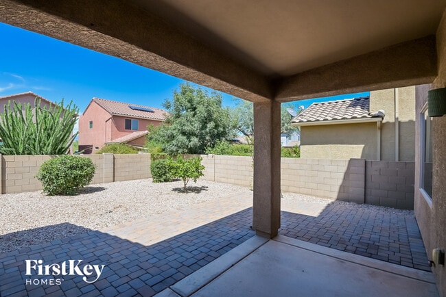 Building Photo - 10427 E Valley Quail Dr