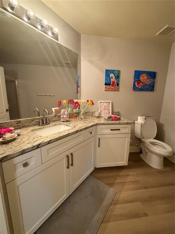 Building Photo - 515 Mirasol Cir