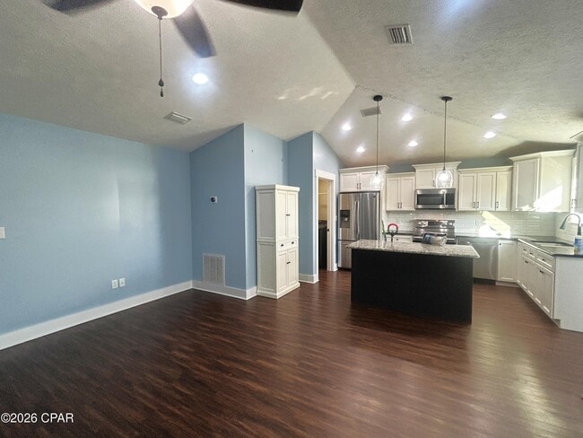 Building Photo - 8213 Singletary St