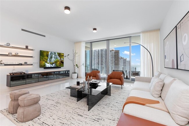 Building Photo - 300 Biscayne Blvd Way