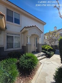 Building Photo - Ontario 3 Bedroom Condo