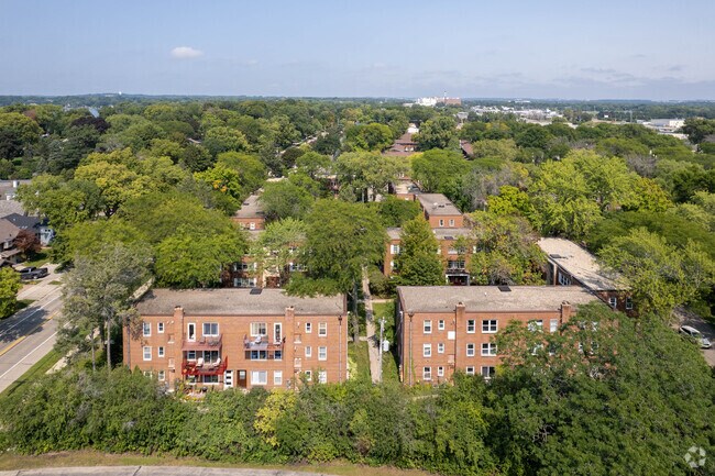 Aerial Photo - Sherman Terrace Condominiums