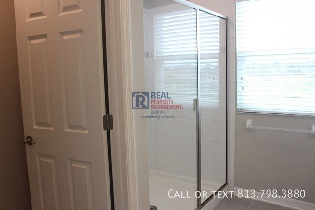 Building Photo - 2454 Stapleford Pl
