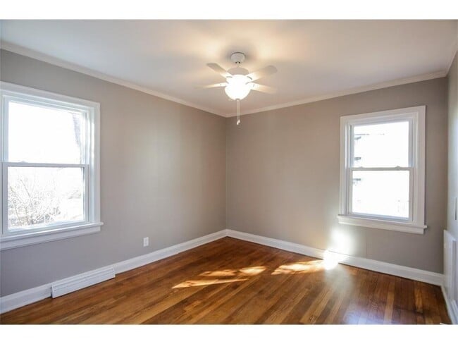 Building Photo - 1068 Faith Ave SE