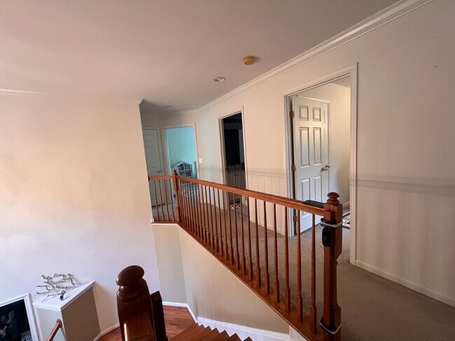 Building Photo - 5920 Nicolet Ct
