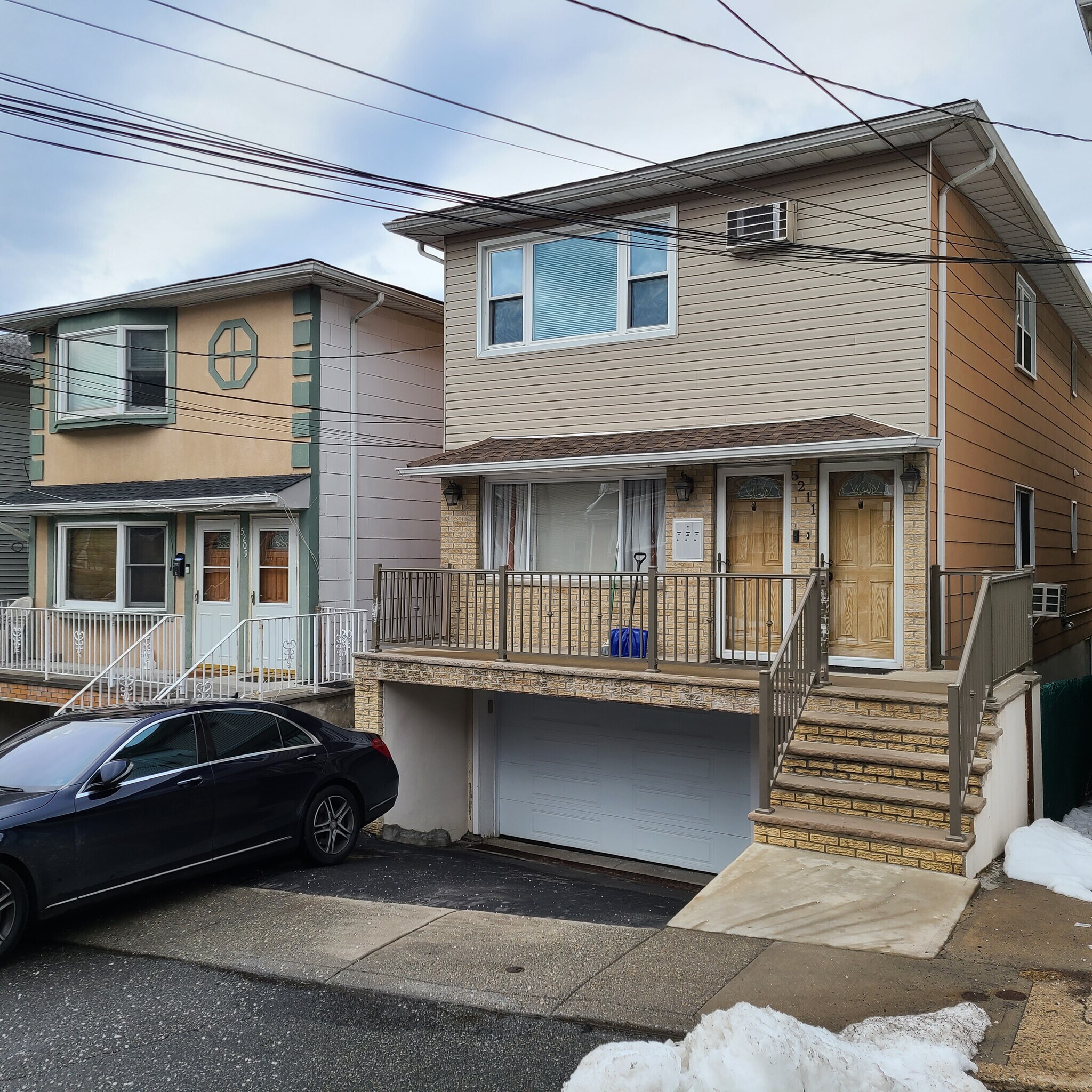 Building Photo - 5211 Cottage Ave