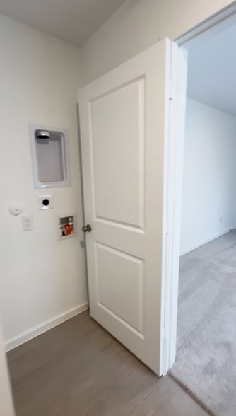 Building Photo - 5018 Primrose Rdg