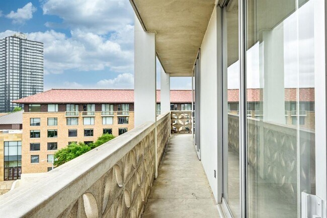 Building Photo - 1801 Lavaca St