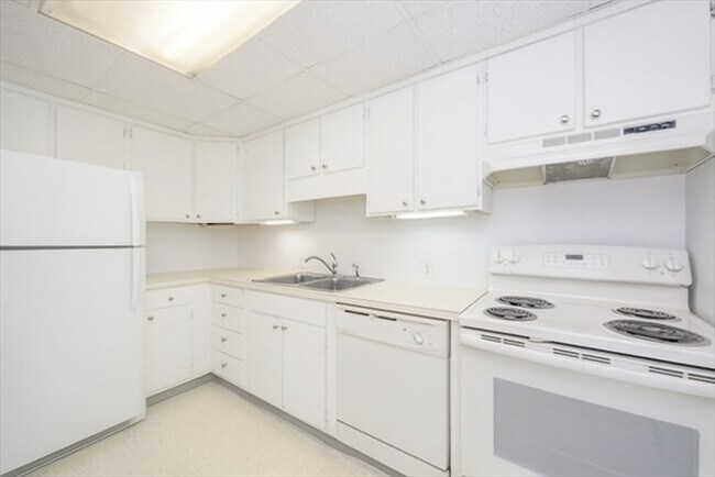 Building Photo - 73 Broad Reach