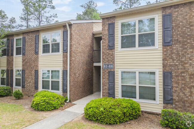 Building Photo - Richmond Villas Apartments