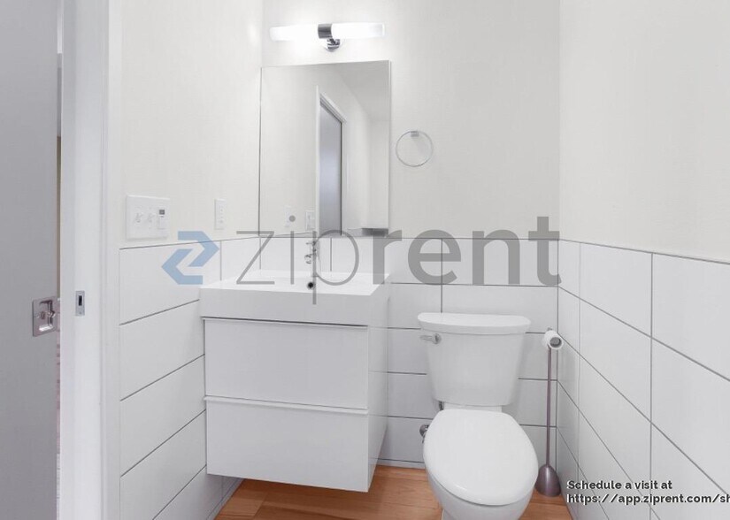 Building Photo - 1601 South Main St