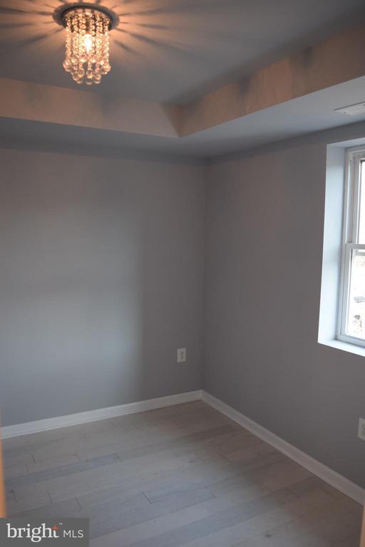 Building Photo - 1705 Montello Ave NE