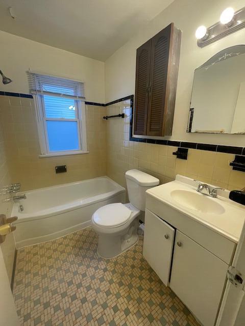 Building Photo - 9255 Heyden St