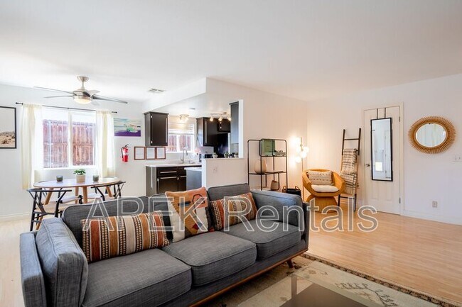 Building Photo - 61493 Desert Air Rd