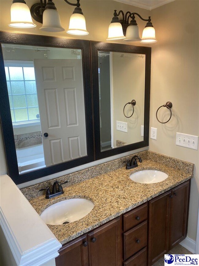 Building Photo - 3011 Thornberry Dr