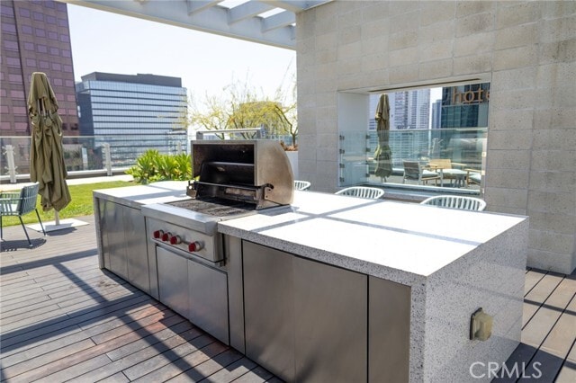 Building Photo - 877 Francisco St