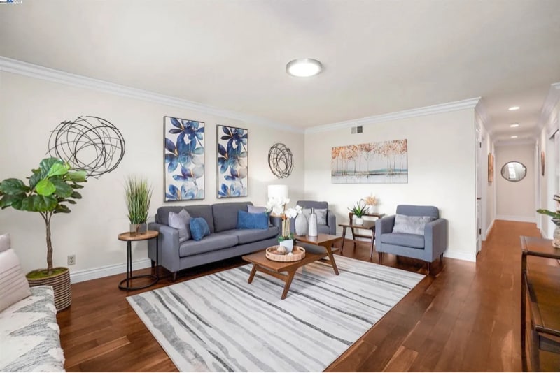 Building Photo - 363 Oleander Ave