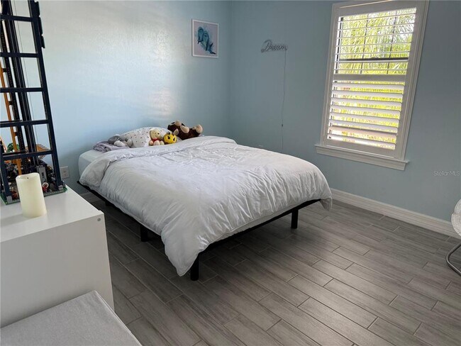 Building Photo - 2599 Marton Oak Blvd