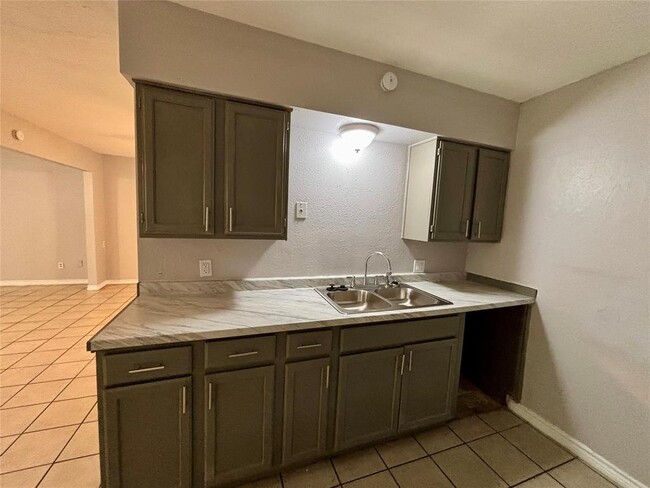 Building Photo - 11802 Sorsby Way